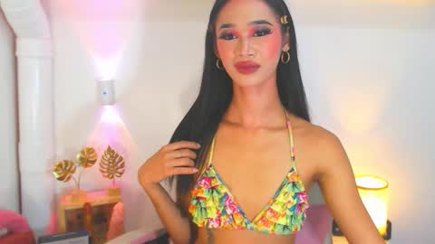 ashly online show from September 12, 2:35 am