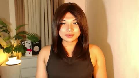 Deluxe online show from December 17, 12:39 am