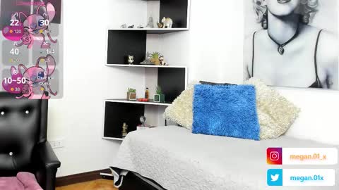 seelena_f online show from December 3, 10:38 am