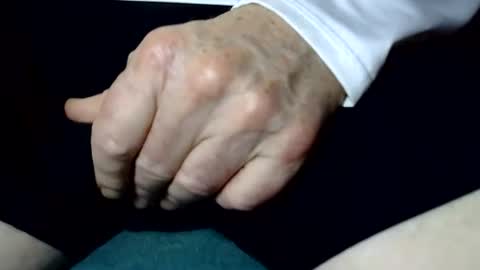 Snapshot of seeus24 chatting on March 1, 6:43 pm seeus24 online show from March 1, 6:43 pm