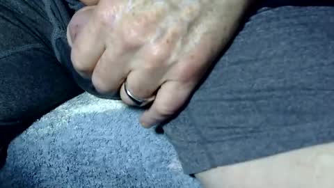 Snapshot of seeus24 chatting on February 22, 11:35 am seeus24 online show from February 22, 11:35 am