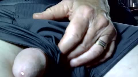 Snapshot of seeus24 chatting on October 5, 4:14 pm seeus24 online show from October 5, 4:14 pm