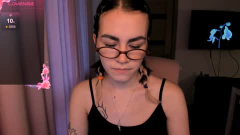 selectrra online show from December 5, 11:23 am