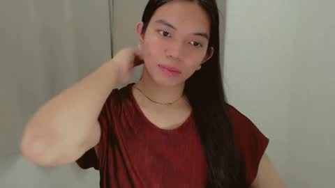 Selena online show from December 17, 6:13 am