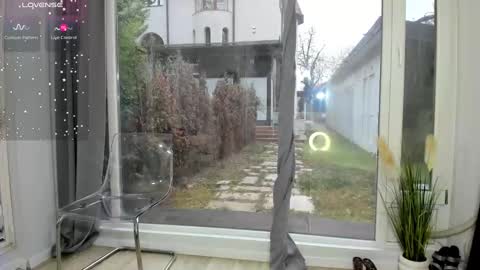 Selena online show from February 15, 8:11 am