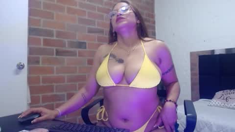 Selena online show from November 14, 11:28 pm