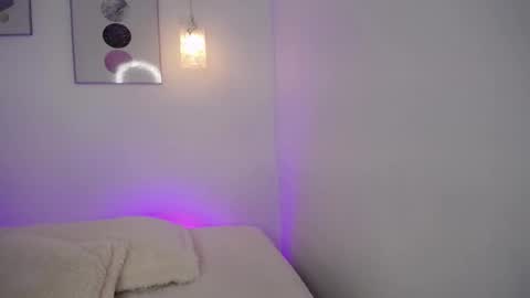 selene_rouse_ online show from October 28, 4:46 am