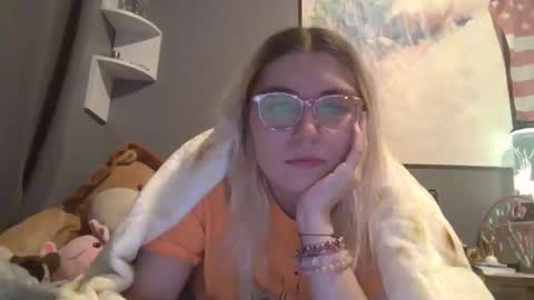 Selene online show from January 20, 9:24 am