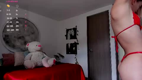 Selyn online show from June 19, 5:19 pm