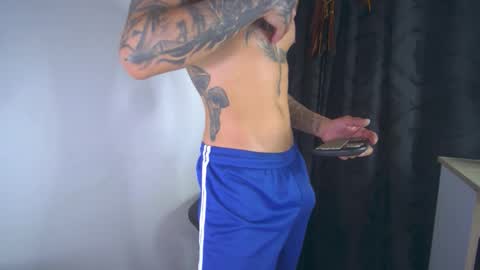 sem_alas online show from March 16, 5:44 am