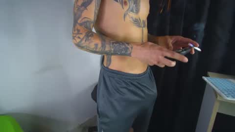 sem_alas online show from November 21, 4:54 am