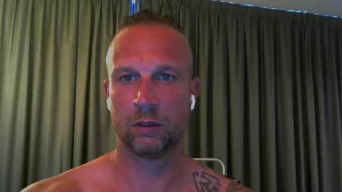 sence08 online show from July 4, 6:55 pm