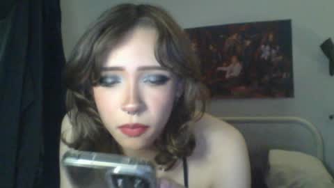 goddess esme  online show from October 19, 12:15 am