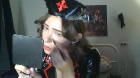 goddess esme  online show from September 21, 12:36 am