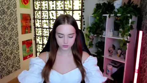 Emily  online show from October 10, 8:42 am