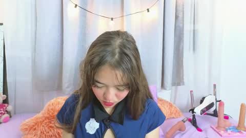 serafina_ online show from October 8, 1:50 pm