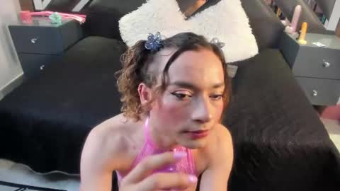 seraphine_nyx online show from June 11, 8:51 pm