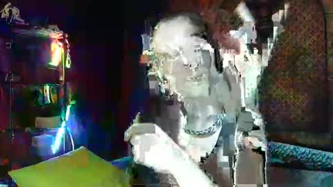 Seraphin Munster online show from April 15, 4:43 pm