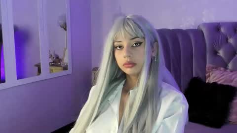 Seren  Follow me online show from September 17, 3:21 am