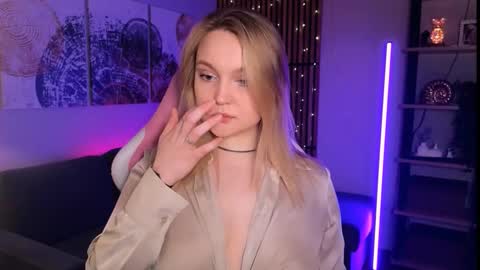 Serena online show from March 15, 12:19 pm