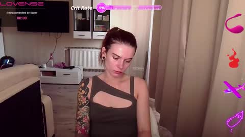 serenamilss online show from September 14, 10:49 am