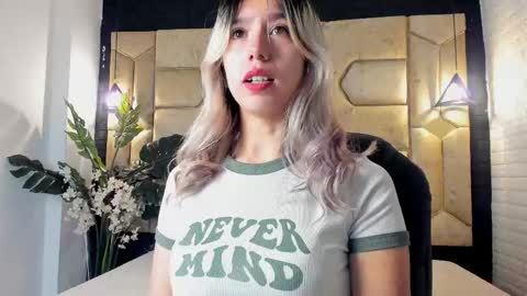 Serene online show from March 5, 12:47 pm