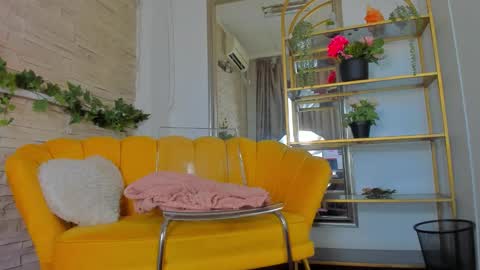 SerennaNoir online show from January 9, 6:52 am