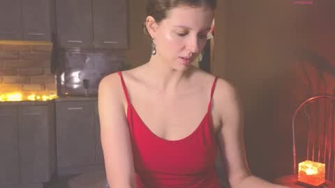 Hey Guys and Girls non-binary personalities  Im Sereta online show from November 6, 9:45 am