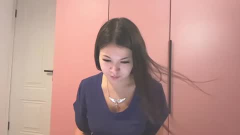 Mira online show from July 28, 7:39 pm