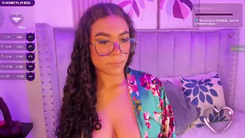 Danna  online show from July 16, 4:27 am