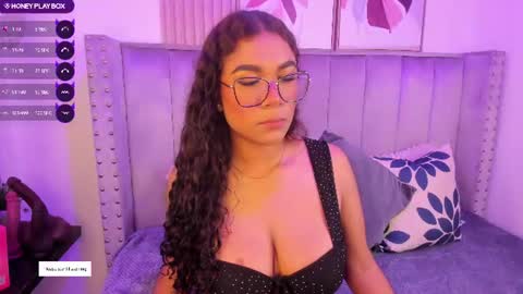 Danna  online show from July 22, 3:30 am