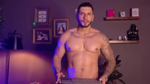 Snapshot of seth_vega_ chatting on September 29, 7:13 pm HEY IM SETH online show from September 29, 7:13 pm
