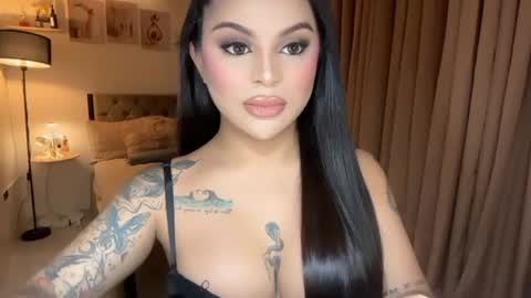 tan online show from July 7, 12:20 pm