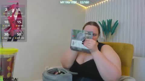 Snapshot of sex_puma chatting on October 9, 1:44 am sex_puma online show from October 9, 1:44 am
