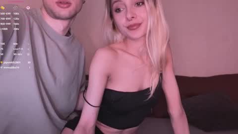 Dina online show from April 24, 2:02 am