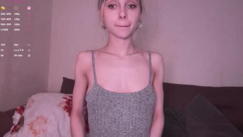 Dina online show from March 16, 7:29 pm