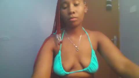 Maggie online show from February 25, 11:43 am