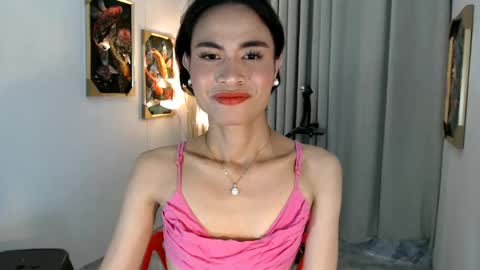 lara online show from June 22, 11:06 am