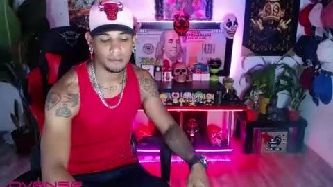 Aharon  ravelo online show from July 28, 11:15 pm