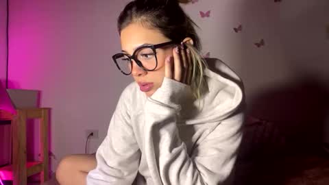 HI   Privates are OPEN online show from May 19, 2:18 am