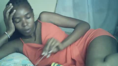 sexxy_curvy23 online show from June 14, 5:42 am