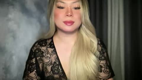 BREANNA online show from February 19, 5:39 am