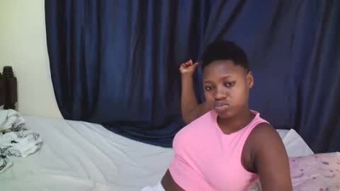 sexy_apple2 online show from November 8, 10:51 am