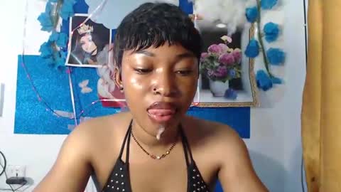 sexy_bluey247 online show from July 28, 3:26 am