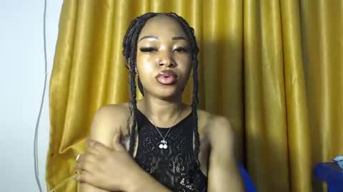 sexy_bluey247 online show from June 10, 3:06 am