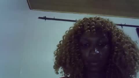 Snapshot of sexy_chocoy01 chatting on October 12, 7:38 pm sexy_chocoy01 online show from October 12, 7:38 pm