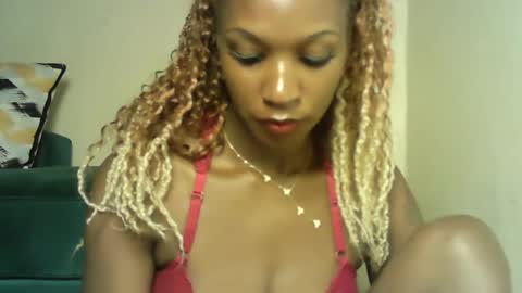 sexy_chocoy05 online show from February 23, 8:00 pm