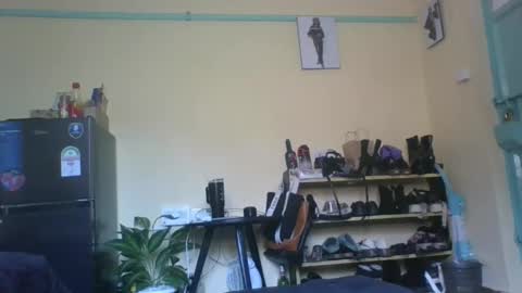 Trina online show from September 25, 8:54 am