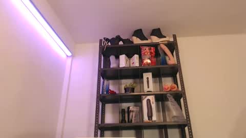 sexy_hot72 online show from January 9, 5:35 am