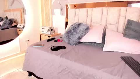 Dafne online show from July 8, 10:24 pm